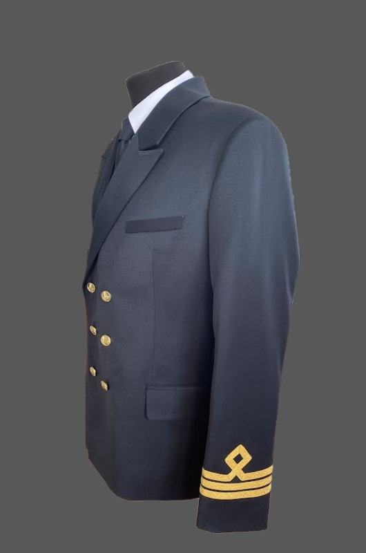 Костюм з кітелем помічника капітана торговельного флоту Костюм з кітелем помічника капітана торговельного флоту